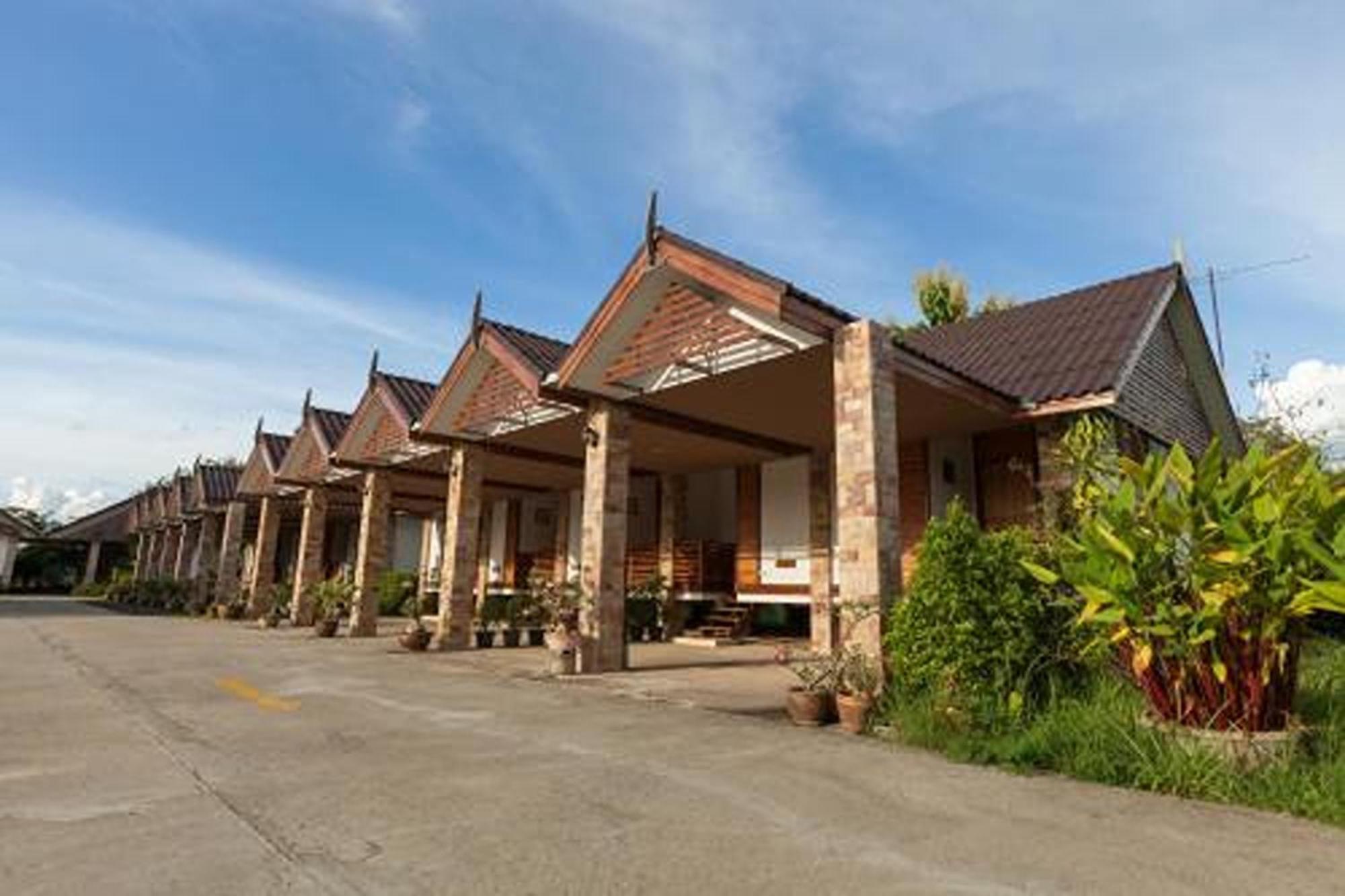 Ruentara Resort & Villa Buriram Exterior photo